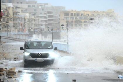 furtuna harry a lovit malta zboruri deviate drumuri blocate si pagube semnificative provocate de vantul puternic de peste 100 km h foto video 6970ac322695d