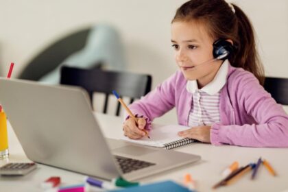 gerul crunt blocheaza scoala elevii trimisi acasa cursuri mutate online in mai multe judete 6965274a8b031