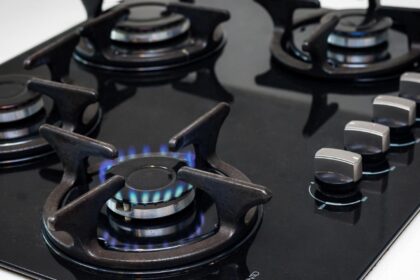 haos in sectorul 1 peste 3 000 de case si firme au ramas fara gaze din cauza unui incident produs la reteaua de distributie 6970c57a821b4