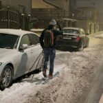 imagini inedite la sibiu un barbat a fost surprins in timp ce mergea la serviciu pe schiuri fotovideo 6967571b37738