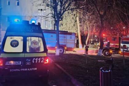 incendiu intr un bloc din falticeni locatarii au fost evacuati 695b0136071b4