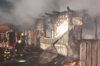 incendiu la un priveghi in noaptea de revelion in bicaz patru persoane au suferit arsuri iar decedatul a fost carbonizat 695663b767b3c