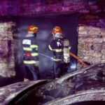 incendiu puternic la buimaceni in judetul botosani depozit service auto si vopsitorie cuprinse de flacari foto 6958f1ccd8b7c