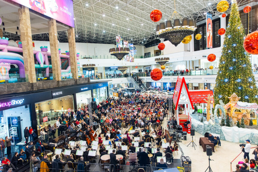 inceput de an cu muzica simfonica la palas sute de spectatori s au bucurat de concertul de anul nou al filarmonicii moldova 696660d7be2f8