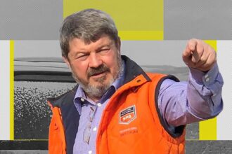 intalnire de gradul zero la primarie dorinel umbrarescu asteapta in biroul primarului chirica finalizarea sedintei de cl 697c85abee4f0