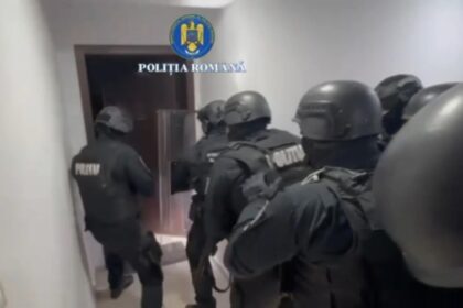 interventie de urgenta in bucuresti femeie si copil de un an sechestrati si amenintati de fostul iubit 69750c1bc4e90