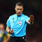 istvan kovacs va arbitra interul lui cristi chivu in meciul decisiv din champions league 69778952aaea2