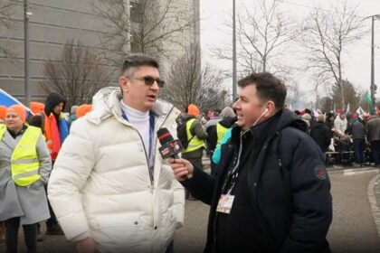 luis lazarus alaturi de agricultorii romani care protesteaza la strasbourg nu sunt solutii pentru fermieri doar pentru ucraina video 696f9217bd884