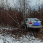 masina iesita de pe drum la sibiu trei tineri dusi de urgenta la spital 69576cc8c450a