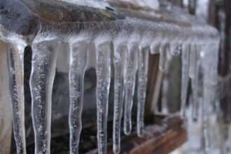 meteorologii anunta ger precipitati mixte si polei la nivelul intregii tari pana miercuri 696a0013df5c7