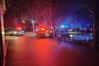 mobilizare de forte in parcul ior din capitala este cautata o femeie despre care martorii spun ca ar fi cazut in lacul inghetat 6956c8b05d83d