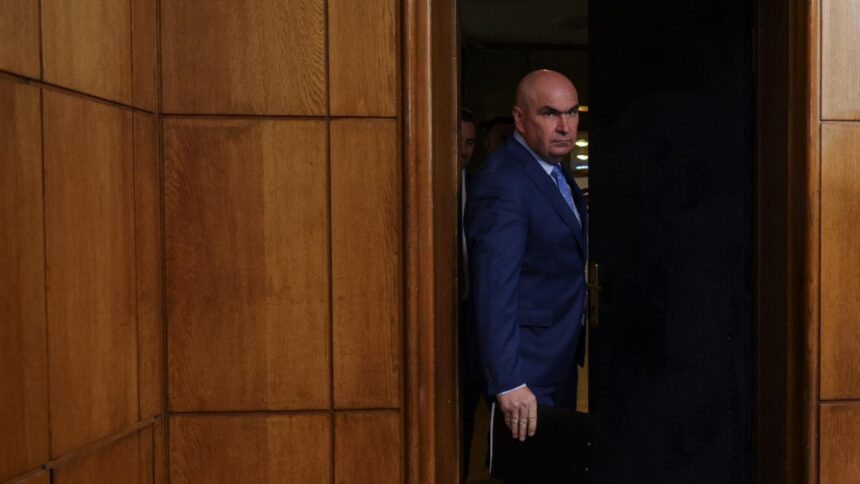 momente halucinante la botosani bolojan a fugit de romanii cu dizabilitati pe care i a umilit 696ce3b748b38