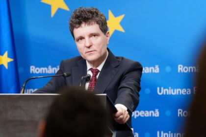 nicusor dan explica din nou de ce nu merge teleleu la davos nu ma duc acolo doar ca sa apar in poze 697491313f3db