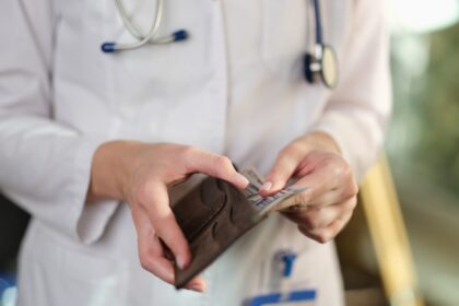 o diferentiere a garzilor este o masura asteptata de mult timp medicii din iasi saluta propunerea ministrului sanatatii de reformare a garzilor in spitale 696134eddbd86