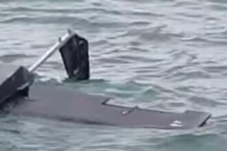 o drona aeriana a fost semnalata in portul midia scafandri specializati in explozibili urmeaza sa evalueze situatia video 697755adc78ca 1