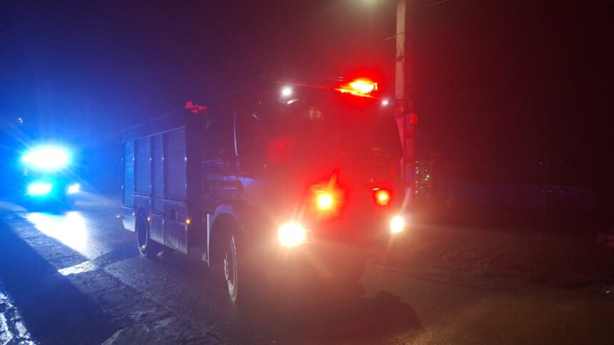 o persoana si a pierdut viata intr un incendiu alte trei au fost in pericol 697a51540238a