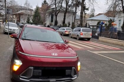 o strada din centrul iasului calvar pentru pietoni trotuarele folosite drept locuri de parcare foto 697b69a27bac4