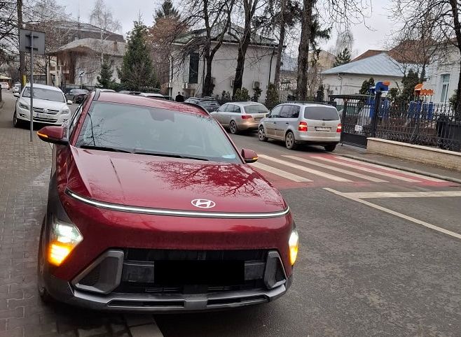 o strada din centrul iasului calvar pentru pietoni trotuarele folosite drept locuri de parcare foto 697b69a27bac4