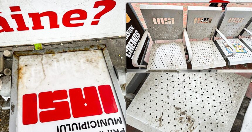 oamenii sunt obligati sa astepte in picioare in statiile de transport public din iasi la niciun an de la montare scaunele sunt ruginite si mizerabile 697bf801d85e5