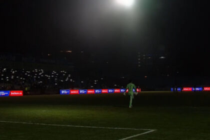 otelul a invins fk csikszereda scor 3 0 meciul a fost intrerupt dupa ce nocturna de la galati a picat 6977aca33a3bb