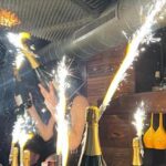 patroana barului din elvetia care a ars de revelion omorand 40 de tineri este acuzata ca ar fi fugit cu casa de bani in timp ce localul ardea 695f7c8209670