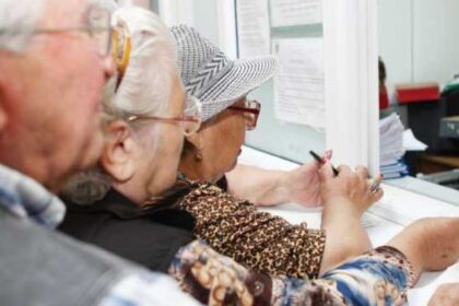 pensionarii cu probleme de sanatate vor primi aproape 2 163 de lei lunar suma se acorda din iulie in plus fata de pensie 6966f6f9e2a29
