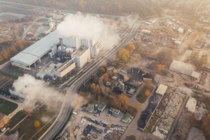 pericol de otravire in ciulnita din cauza unei fabrici de deseuri animale compania a dat in judecata oamenii care se lupta pentru sanatatea lor 696f45c1066ac