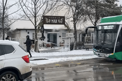 pompierii spitalului de recuperare au intervenit primii la incendiul de la max unitatea medicala a fost in alerta dar nu a ajuns fum in spital 695f9995ac7f4