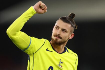 radu dragusin dorit de o mare echipa din europa impresarul confirma pleaca 100 de la tottenham 69669b4cb455e