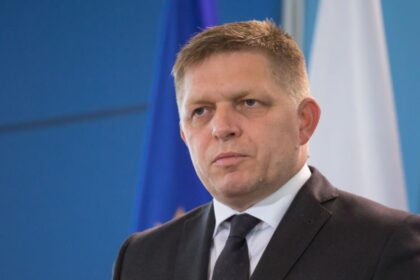 robert fico alarmat de comportamentul lui donald trump dupa discutiile de la mar a lago ce spune despre starea psihologica a presedintelui american 697a1c3b80768