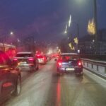 se merge bara la bara prin tot orasul a inceput scoala dar sunt si ninsori puternice 695f453f65150