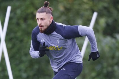 se pregateste un transfer bomba presa din italia anunta ca un club de top a inceput discutiile cu tottenham pentru radu dragusin 695ff87ac33a1