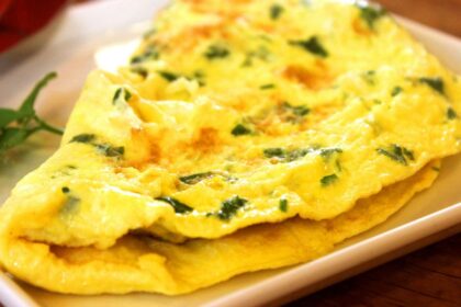 secretul celei mai pufoase omlete ce trebuie sa pui in ea pentru a te bucura de cel mai gustos mic dejun 6977144d58d1c
