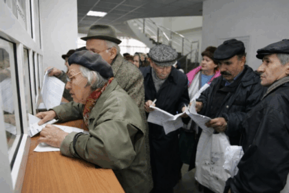 semnatura de 100 de euro care te scapa de cozi la ghiseul casei de pensii cati romani au depus cereri online anul trecut 6978e1e2e87ba