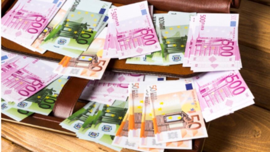 serviciile secrete vor putea controla investitiile de peste 2 milioane de euro proiect pe masa guvernului nicio miscare nu mai scapa nescanata 695e37cc5442c