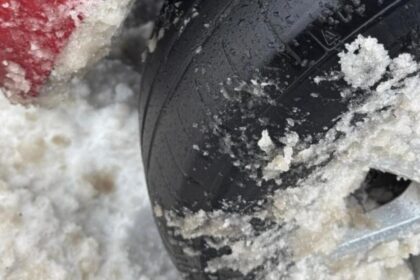 soferita din alba amendata cu peste 1 800 de lei dupa ce a circulat pe autostrada cu anvelope de vara 6960f37c93910