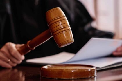 sondaj inscop peste 70 dintre romani nu au incredere in justitie votantii psd si aur au mai multa incredere 696f65b63f7b5