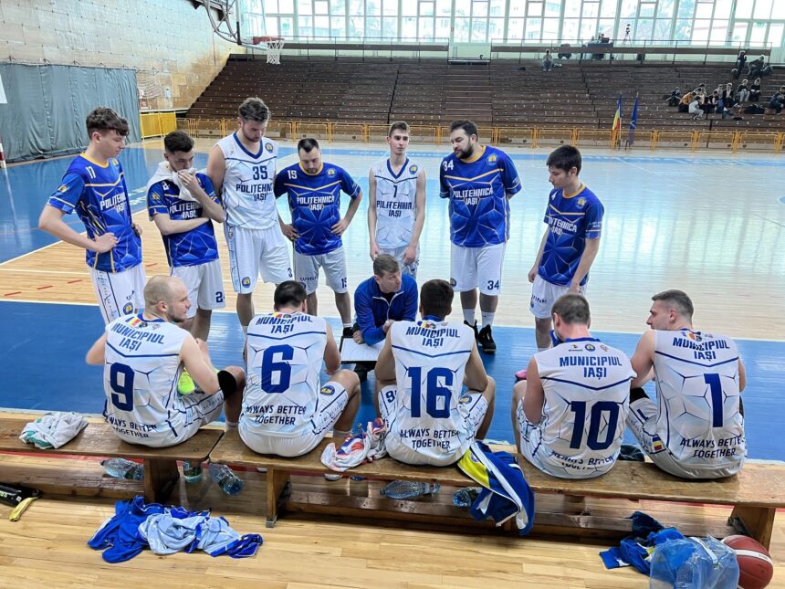 sport sparge gheata politehnica iasi si bate pe cineva pentru a iesi din subsol meciul maine la sala polivalenta 6974252ad0f93