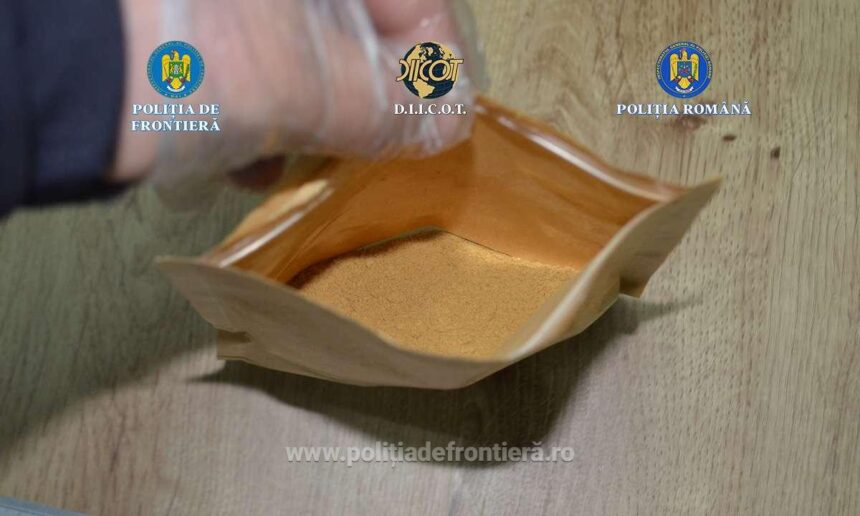 tanar de 27 de ani arestat preventiv dupa ce a fost prins la albita cu borseta plina cu droguri 69788e9d65285