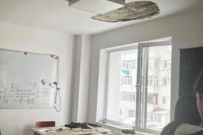 tavan prabusit peste elevi in timpul orei la un liceu abia renovat din botosani 696781b58df71 2
