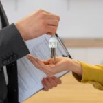 teapa cu chirii proprietarul plecat din strainatate face noi victime la ce trebuie sa fie atenti cei care isi cauta o locuinta 697237d053abf