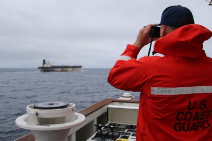 tensiuni la cote maxime intre washington si moscova soarta petrolierului marinera ar putea declansa o criza diplomatica majora 695ec46c3945d