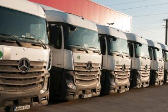 trei transportatori din iasi se judeca cu un afacerist din baia mare dupa ce acesta i a inselat cu 90 000 de euro 696ad4668096c