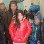 un copil din bistrita a ramas fara voucherele returo de la aparatul de reciclare dupa ce a fost talharit de un grup de minori 6973927cba9ab