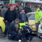 un individ a semanat teroare in iasi inarmat cu un cutit si cu spray lacrimogen politistii l au incatusat in plina strada 696a7c07918f4