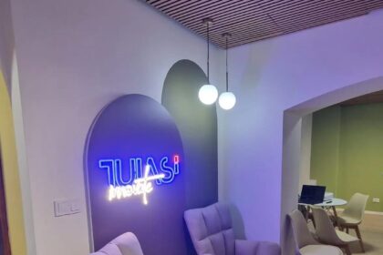 un nou spatiu de coworking pentru studentii tuiasi inaugurat in campusul tudor vladimirescu 6968f03aedb4a