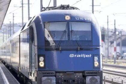 un roman a incercat sa fure un tren de pasageri in austria dar n a stiut sa l porneasca ce s a intamplat la sectia de politie 697775b76c89a