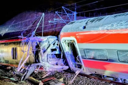 un roman se afla in trenul mortii din spania familia a vazut totul in direct prin telefon au trecut ore chinuitoare pana cand au aflat ca a supravietuit accidentului 696e04041665b