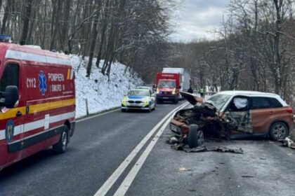 update 5 persoane transportate la spital trafic blocat pe dn1 in hula bradului in judetul sibiu dupa un accident cu trei masini 69565f497c96c 2