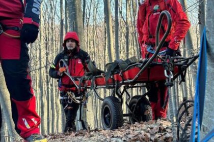 zeci de turisti au fost salvati dupa interventiile salvamontistilor in ultimele 24 de ore 69577e6104fb3